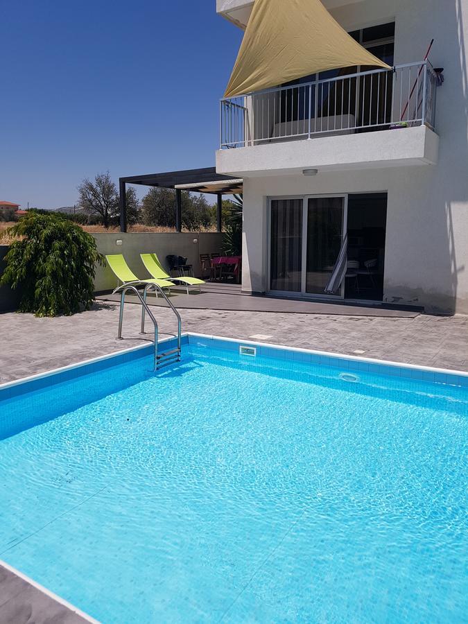 Palms Resort Apartments Alethriko Esterno foto